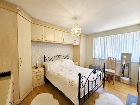2 bed Detached Bungalow for sale Image 7
