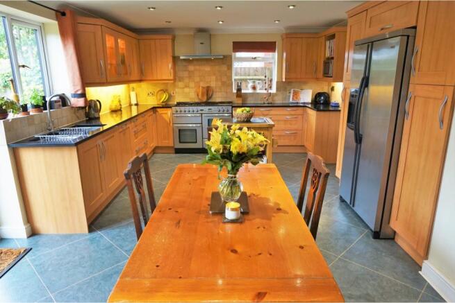 Kitchen / Breakfast