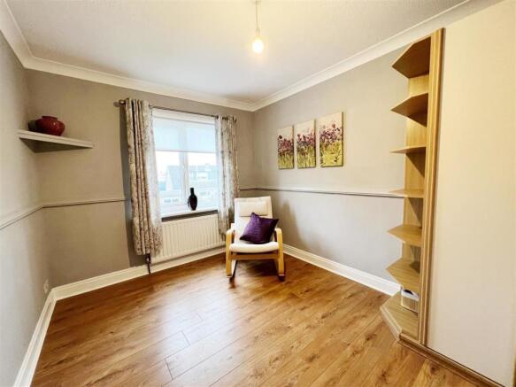 Bedroom 3 pic 1.jpg