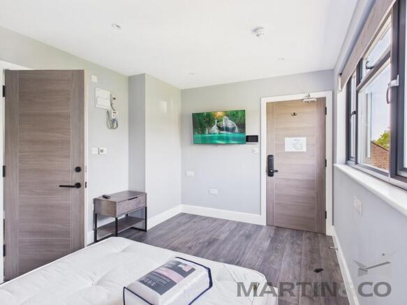 Bedroom 6.1