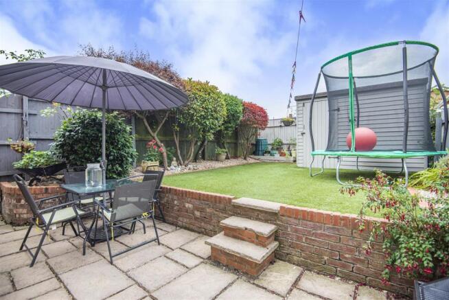 garden 1.jpg