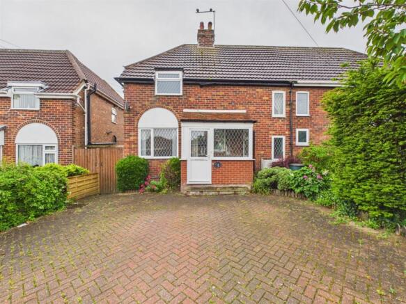 2 bed Semi-Detached for sale