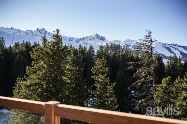 Mountain view penthouse Courchevel
