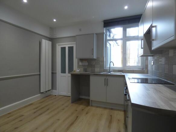 Kitchen (4)