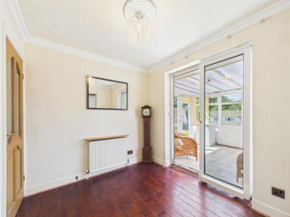 2 bed Semi-Detached Bungalow for sale Image 5