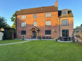 Mill House, Church Road, Alrewas, Burton-on-trent DE13 7BT