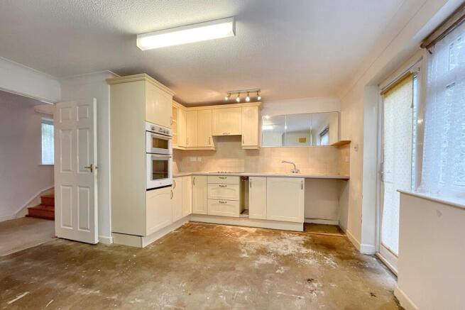 2 Rosemount Gardens, Musbury Road, Axminster, EX13 5AE