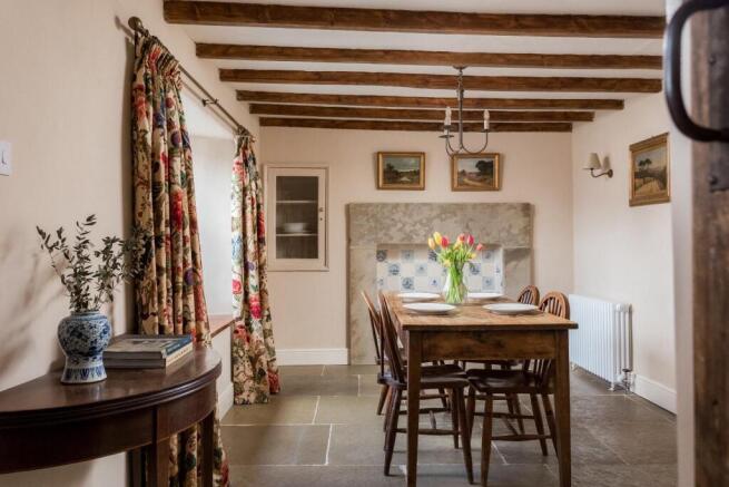 4 bed House for sale Image 5