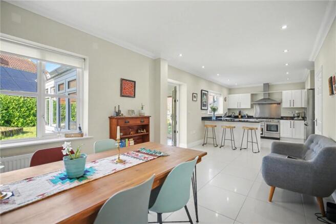 Meadows Drive, Mulbarton, Norwich, Norfolk, NR14 photo 4