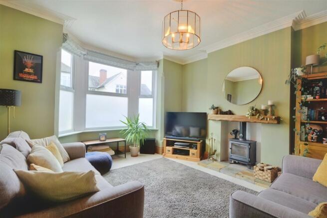 Lounge/Sitting Room