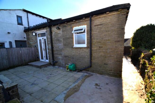 2 bed Terraced Bungalow for sale Image 9