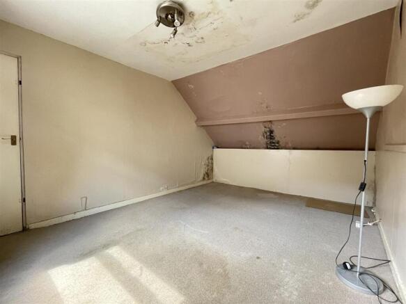 5 bed Character Property for sale Image 8