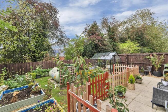 Garden 2.jpg