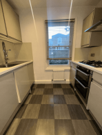 5, 61 Jonathan Court, London Road, Enfield EN2 6EG