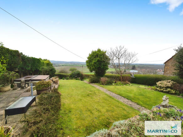 2579ed47-10000250...