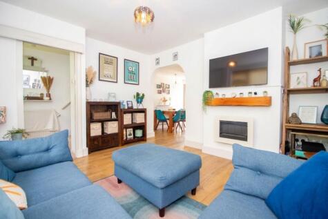 Blairhead Drive, South Oxhey, Watford, WD19