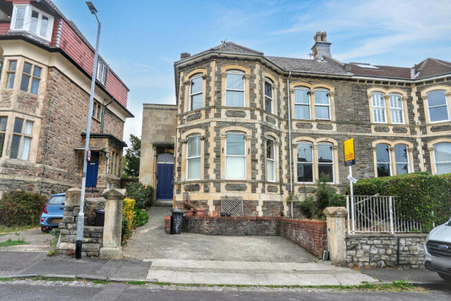 Flat 2, 18 Belmont Road, St. Andrews, Bristol, BS6 5AS