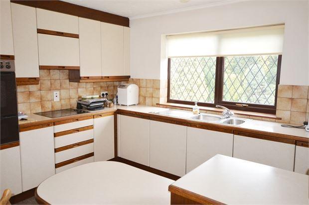 Breakfasting Kitchen