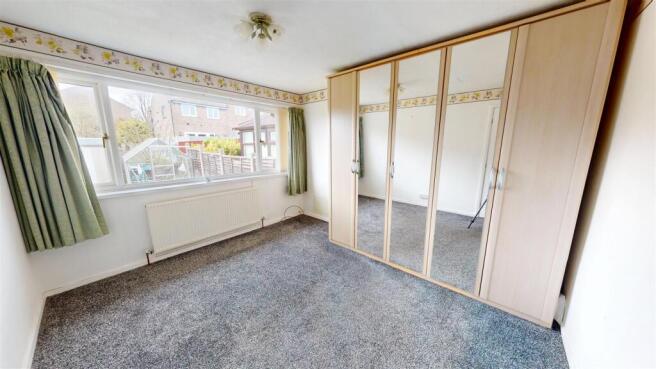 3 bed Semi-Detached Bungalow for sale Image 6