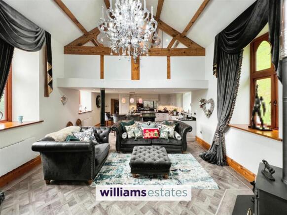 Living Room / Kitchen