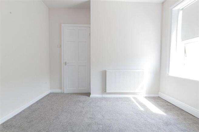 2 bed House to rent Image 12