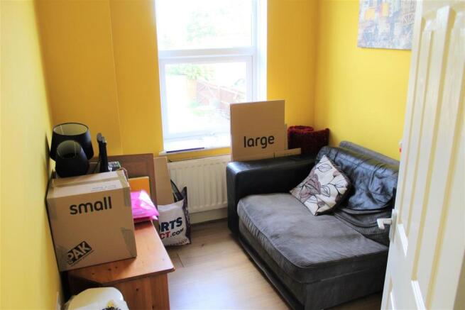 833 Woodbridge Road (bedroom3).JPG