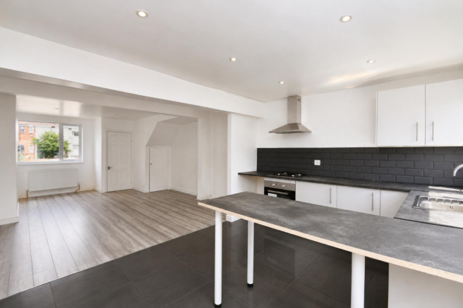 Open plan lounge / dining room / kitchen