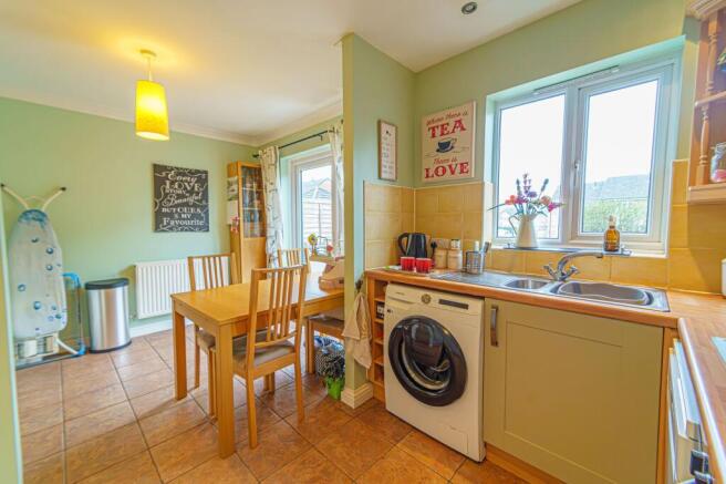 Kitchen dining room