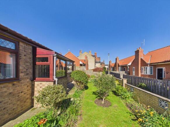 2 bed Detached Bungalow for sale Image 11