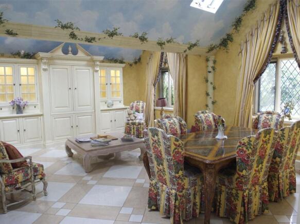 Breakfast Room