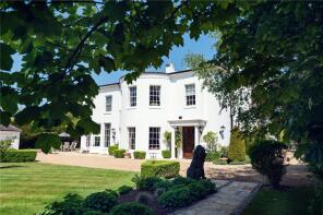 2, Woodhill House, Kentish Lane, Hatfield AL9 6JY