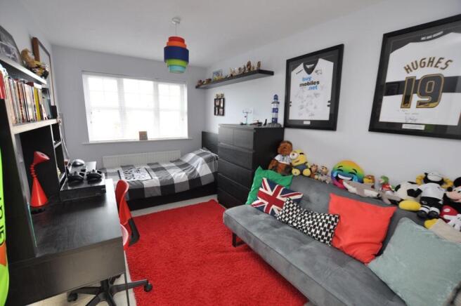 Photo 8