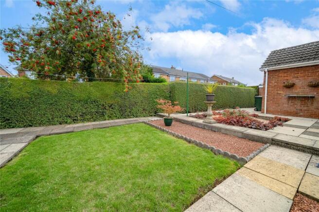 2 bed Detached Bungalow for sale Image 8