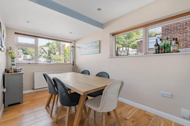 Hazel Close, Marlow, SL7 3PW photo 4