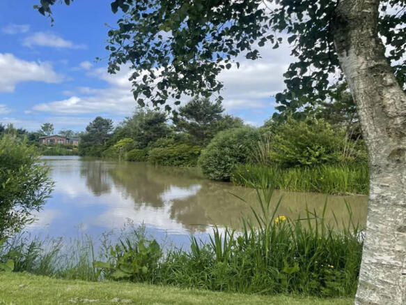 Highfield Fisheries & Leisure Lodge Park