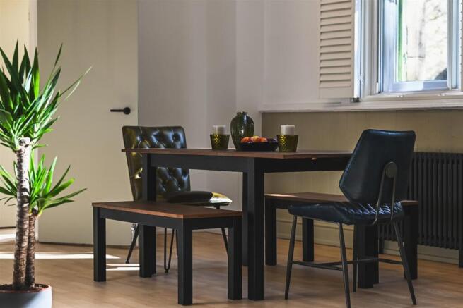 2 bed Apartment for sale Image 11