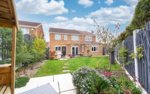 11, Heather Knowle, Dodworth, Barnsley S75 3QP