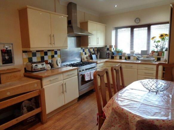 Kitchen/Breakfast Room