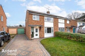 81, Cedar Chase, Heybridge CM9 4NR