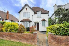 10, Windmill Hill, Ruislip HA4 8QE