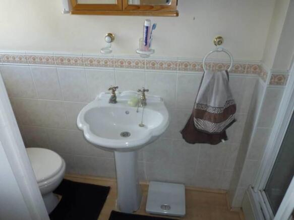 EN SUITE