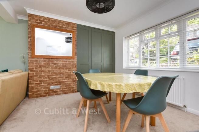 Lounge / Dining Room