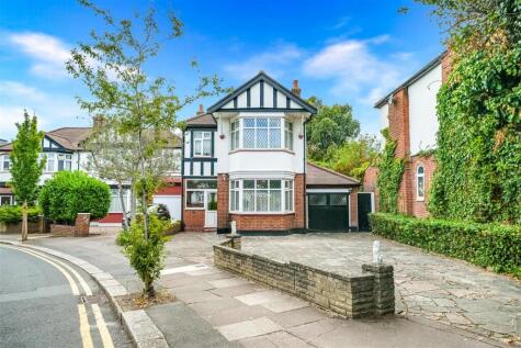Falmouth Gardens, Ilford