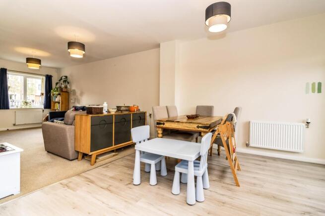 Living/Dining Areas