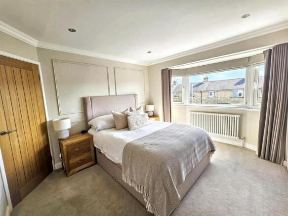 3 bed Semi-Detached for sale Image 12