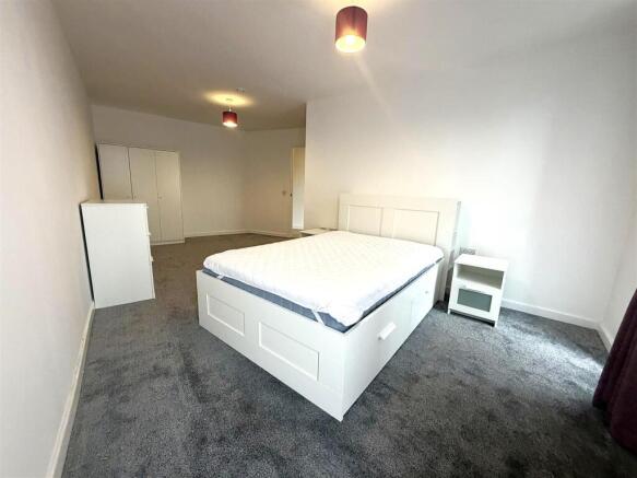 Primary Bedroom .jpeg
