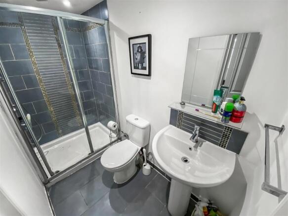 En-Suite Shower Room/WC