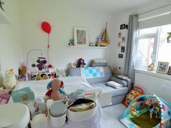 Photo 11