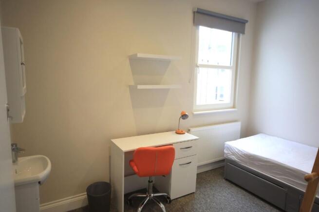 Photo 9