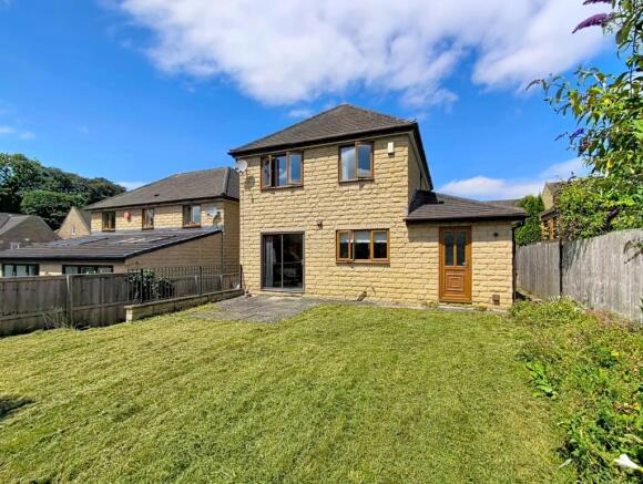 3 bed Detached for sale Image 2